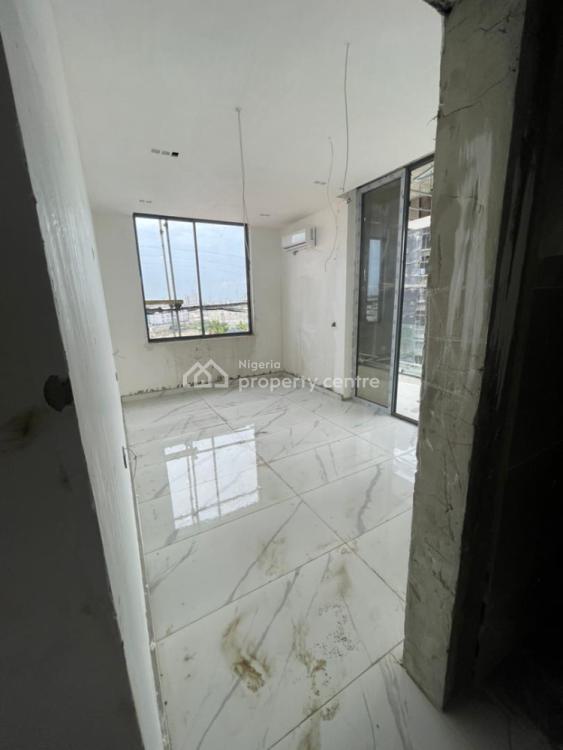 Luxurious 3 Bedrooms Apartment Flat with a Bq, Lekki, Lagos, Flat / Apartment for Sale