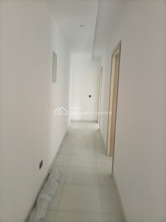 3 Bedrooms Newly Built Serviced Flats, Off Admiralty Way, Lekki Phase 1, Lekki, Lagos, Flat / Apartment for Sale
