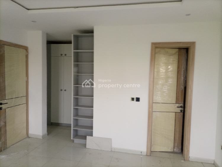 3 Bedrooms Newly Built Serviced Flats, Off Admiralty Way, Lekki Phase 1, Lekki, Lagos, Flat / Apartment for Sale