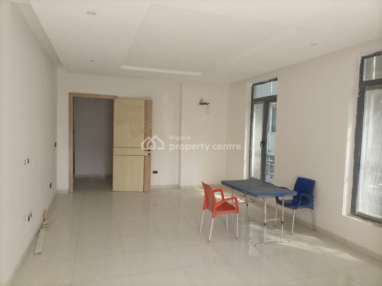 3 Bedrooms Newly Built Serviced Flats, Off Admiralty Way, Lekki Phase 1, Lekki, Lagos, Flat / Apartment for Sale