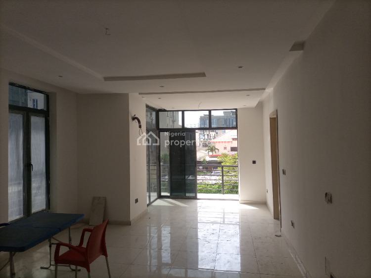 3 Bedrooms Newly Built Serviced Flats, Off Admiralty Way, Lekki Phase 1, Lekki, Lagos, Flat / Apartment for Sale