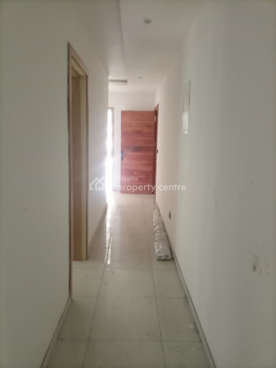 3 Bedrooms Newly Built Serviced Flats, Off Admiralty Way, Lekki Phase 1, Lekki, Lagos, Flat / Apartment for Sale