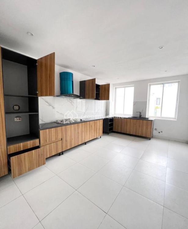 Grand Living Spaces with an Air of Elegance, Ikoyi, Lagos, Block of Flats for Sale