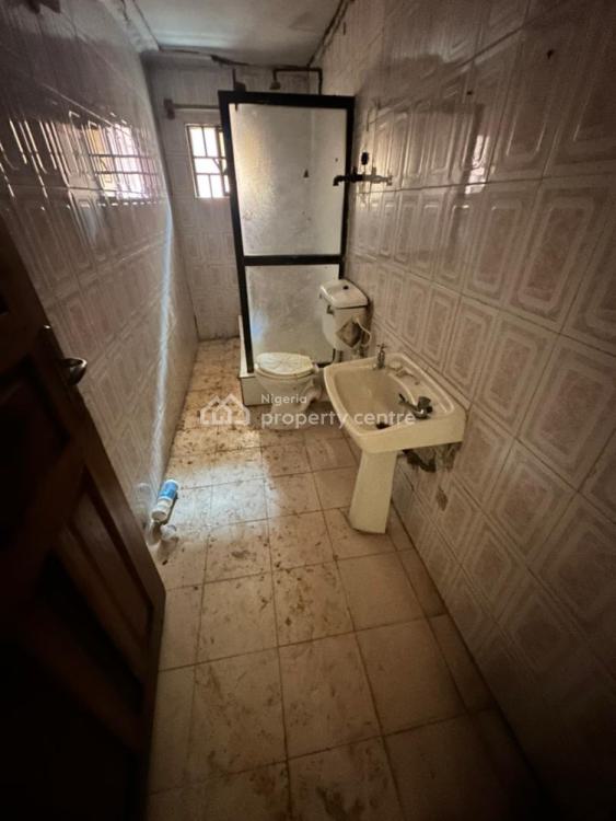 Spacious Newly Renovated 3 Bedroom Flat, Olayemi Street, Kilo, Surulere, Lagos, Flat / Apartment for Rent