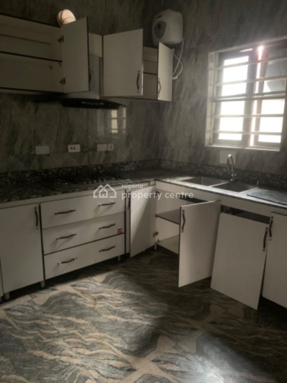 4 Bedrooms Detached House, Thomas Estate, Lapai Road, Ajah, Lagos, Office Space for Rent