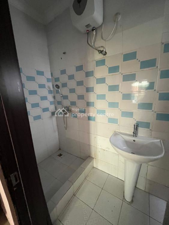 Shared Apartment, Thomas Estate, Ajah, Lagos, Flat / Apartment for Rent
