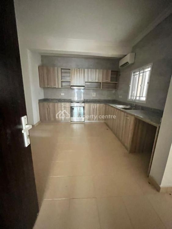 For Rent Fully Serviced 3 Bedroom Apartment With A Room Boys Quarter, With Swil, Banana Island