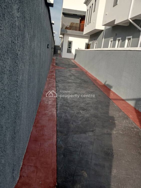 2 Bedrooms Duplex, All Rooms Ensuite, Olowora, Magodo, Lagos, Terraced Duplex for Sale