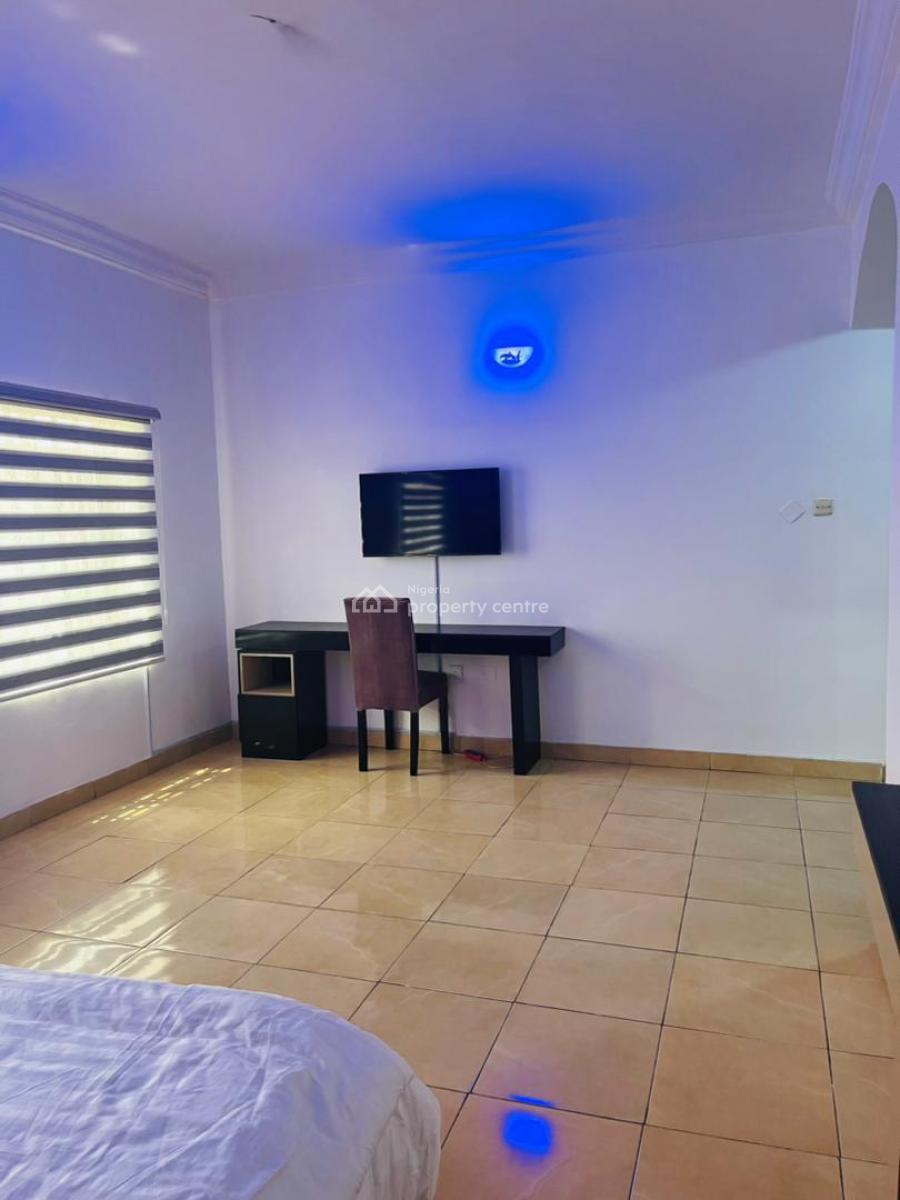 Well Furnished One Bedroom Apartment, Francis Akinjide Close, Jabi, Abuja, Flat / Apartment Short Let