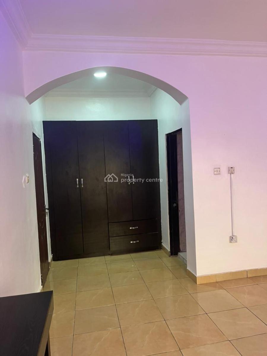 Well Furnished One Bedroom Apartment, Francis Akinjide Close, Jabi, Abuja, Flat / Apartment Short Let