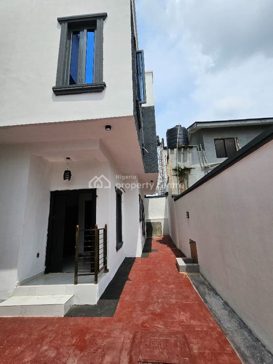 4 Bedroom Semi Detached Duplex, Isheri, Gra Phase 1, Magodo, Lagos, Semi-detached Duplex for Sale
