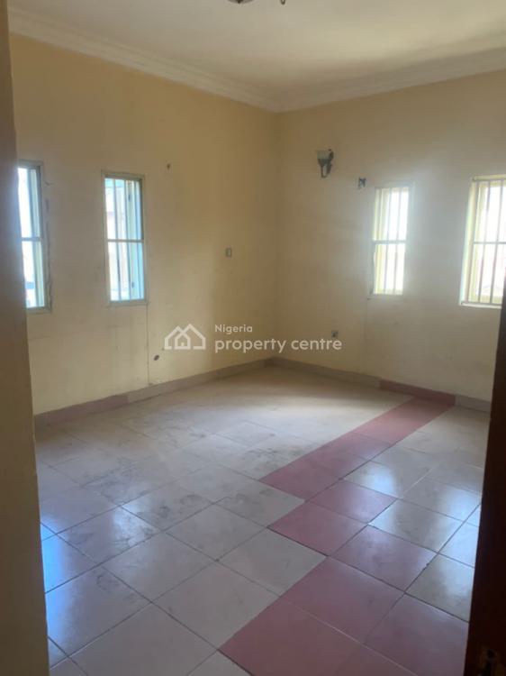 Spacious 2 Bedrooms Apartment, Osapa, Lekki, Lagos, Flat / Apartment for Rent