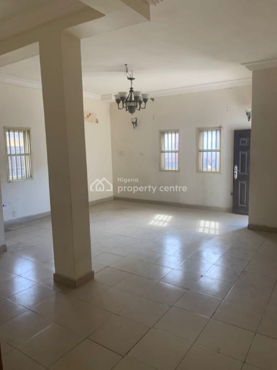 Spacious 2 Bedrooms Apartment, Osapa, Lekki, Lagos, Flat / Apartment for Rent