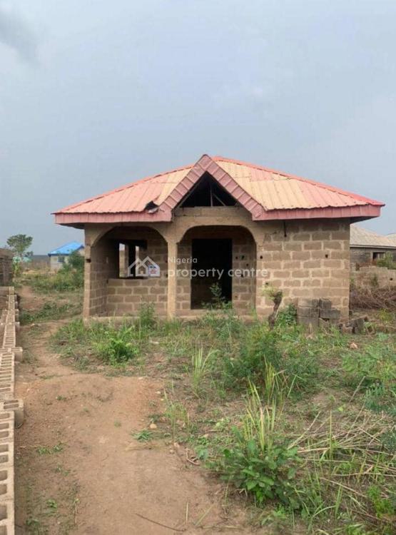Standard 3 Bedroom Flat, Bashorun Village Soyoye Along Rounder Road, Abeokuta North, Ogun, Detached Bungalow for Sale
