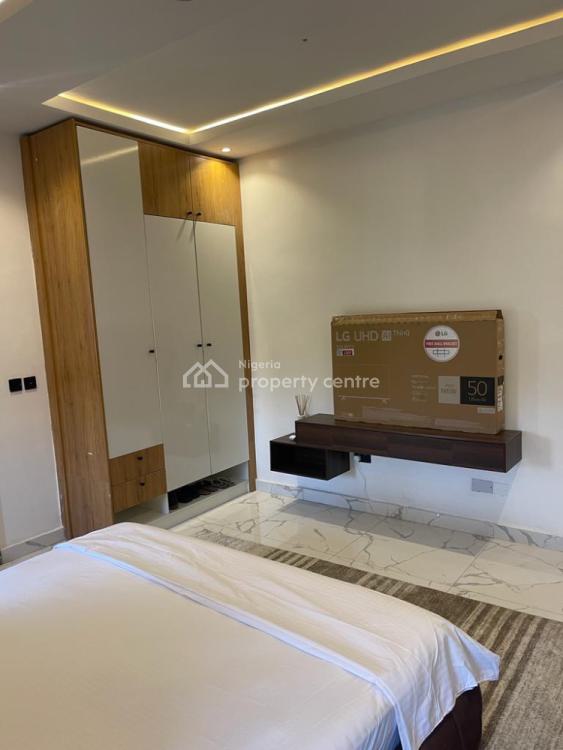 For Rent 3 Bedrooms Furnished Penthouse Apartment, Off Alfred Rewane