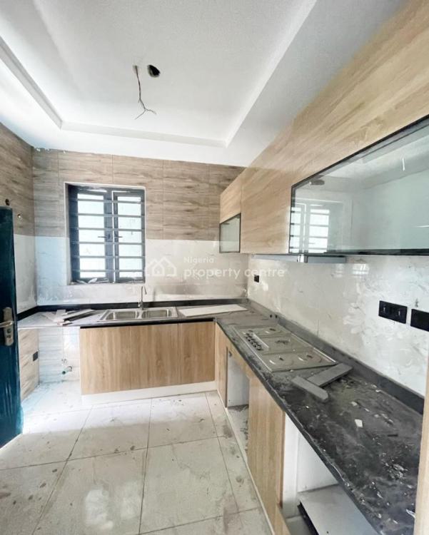 2 Bedroom Serviced Apartment, Ologolo, Lekki, Lagos, Block of Flats for Sale