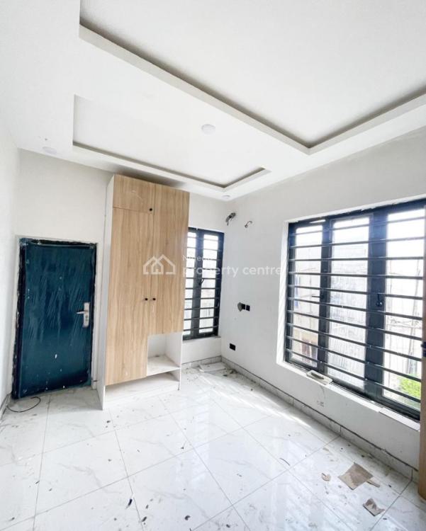 2 Bedroom Serviced Apartment, Ologolo, Lekki, Lagos, Block of Flats for Sale