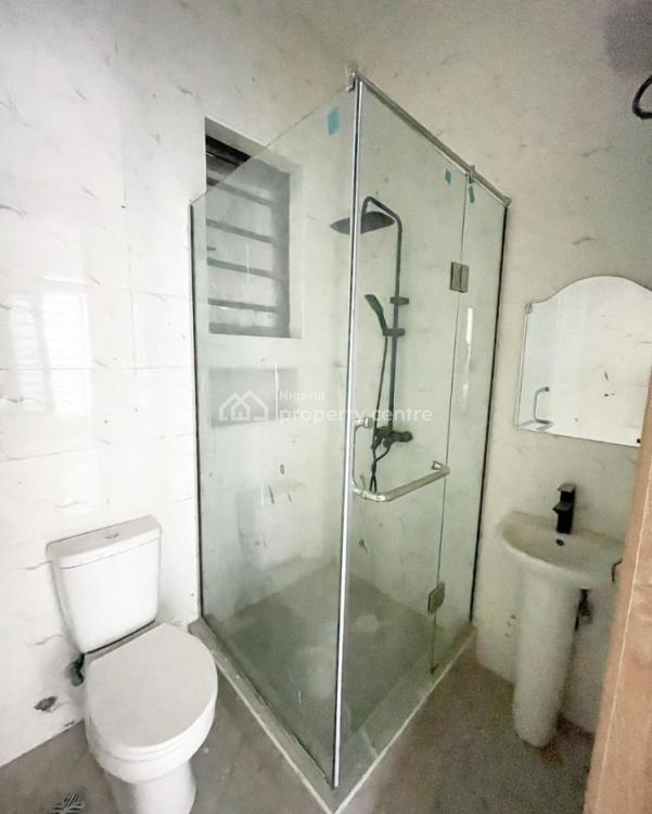 2 Bedroom Serviced Apartment, Ologolo, Lekki, Lagos, Block of Flats for Sale