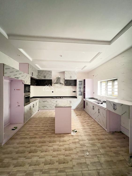 5  Bedroom Fully  Detached Duplex with a Bq, Aerodrome Gra, Ibadan, Oyo, Detached Duplex for Sale