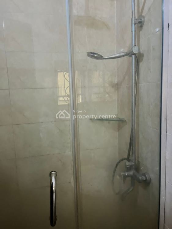 Self Contained Room, Ikeja Gra, Ikeja, Lagos, Flat / Apartment for Rent