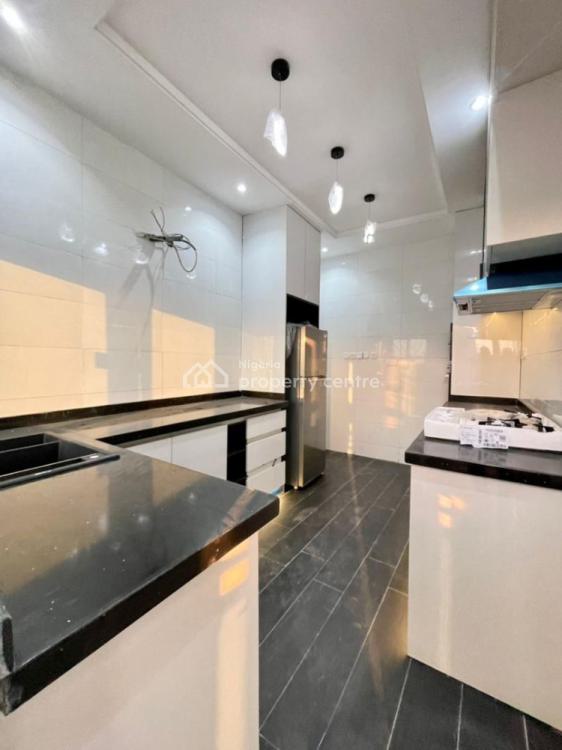 Exceptionally Finished 3 Bedroom Apartment, Lekki Phase 1, Lekki, Lagos, Flat / Apartment for Sale