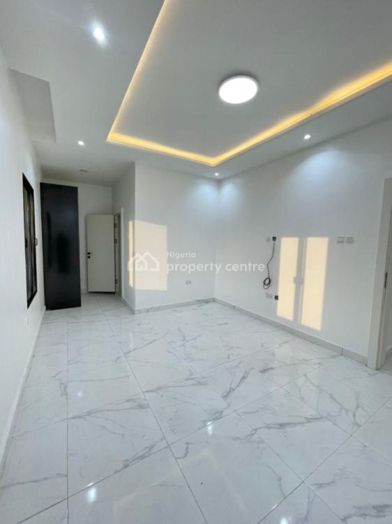 Exceptionally Finished 3 Bedroom Apartment, Lekki Phase 1, Lekki, Lagos, Flat / Apartment for Sale