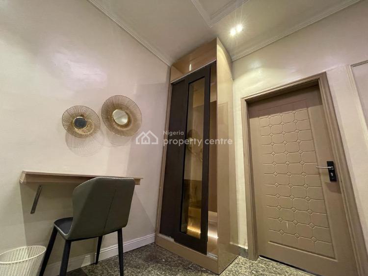 1 Bedroom Luxury Apartment, Off Admiralty Way, Lekki Phase 1, Lekki, Lagos, Flat / Apartment Short Let