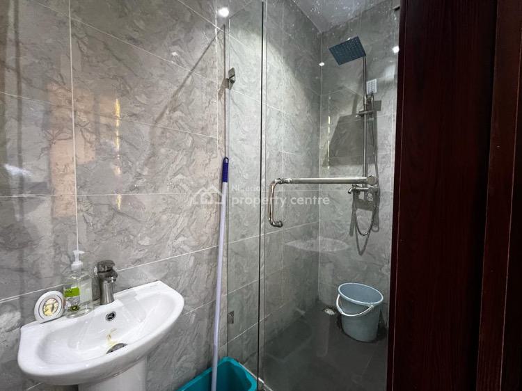 Luxury 1 Bedroom Flat, Off Admiralty Way, Lekki Phase 1, Lekki, Lagos, Flat / Apartment Short Let