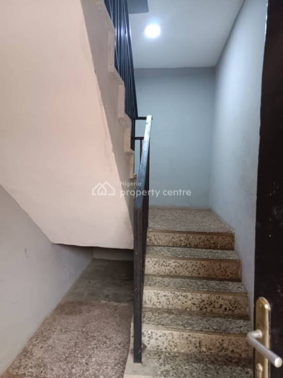 For Rent Lovely 3 Bedroom Flat, Estate, Ojodu, Lagos 3 Beds