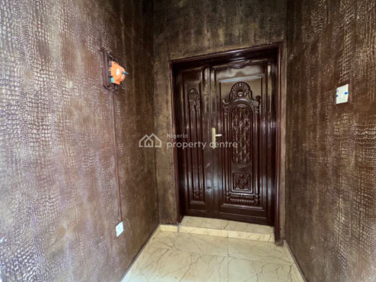 2 Bedroom Flat, Peace Estate Canoe, Isolo, Lagos, Flat / Apartment for Rent