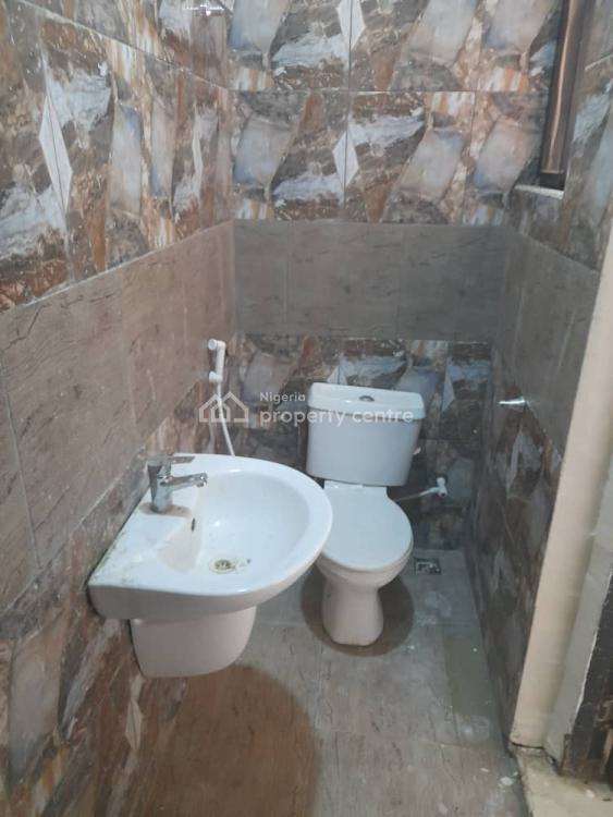 Spacious 2 Bedroom Flat, Aco Estate, Lugbe District, Abuja, Flat / Apartment for Rent