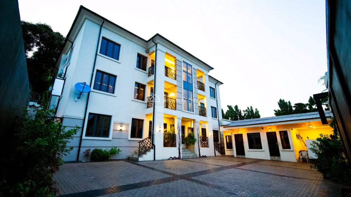 Serviced 3 Bedroom Luxury Apartment, Maitama District, Abuja, Flat / Apartment Short Let