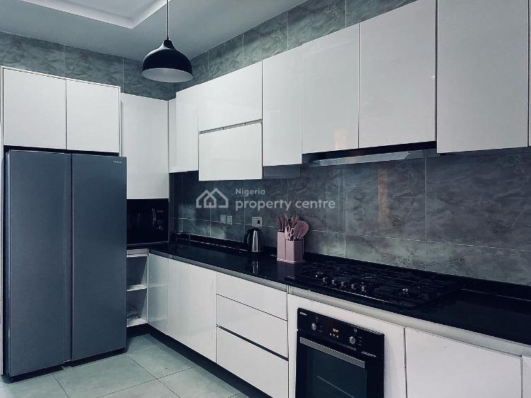 4 Bedrooms Terrace, Lekki Phase 1, Lekki, Lagos, Terraced Duplex Short Let