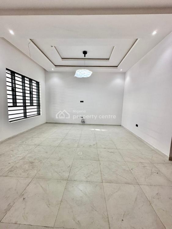 Luxury House, Lekki Phase 2, Lekki, Lagos, Terraced Duplex for Sale