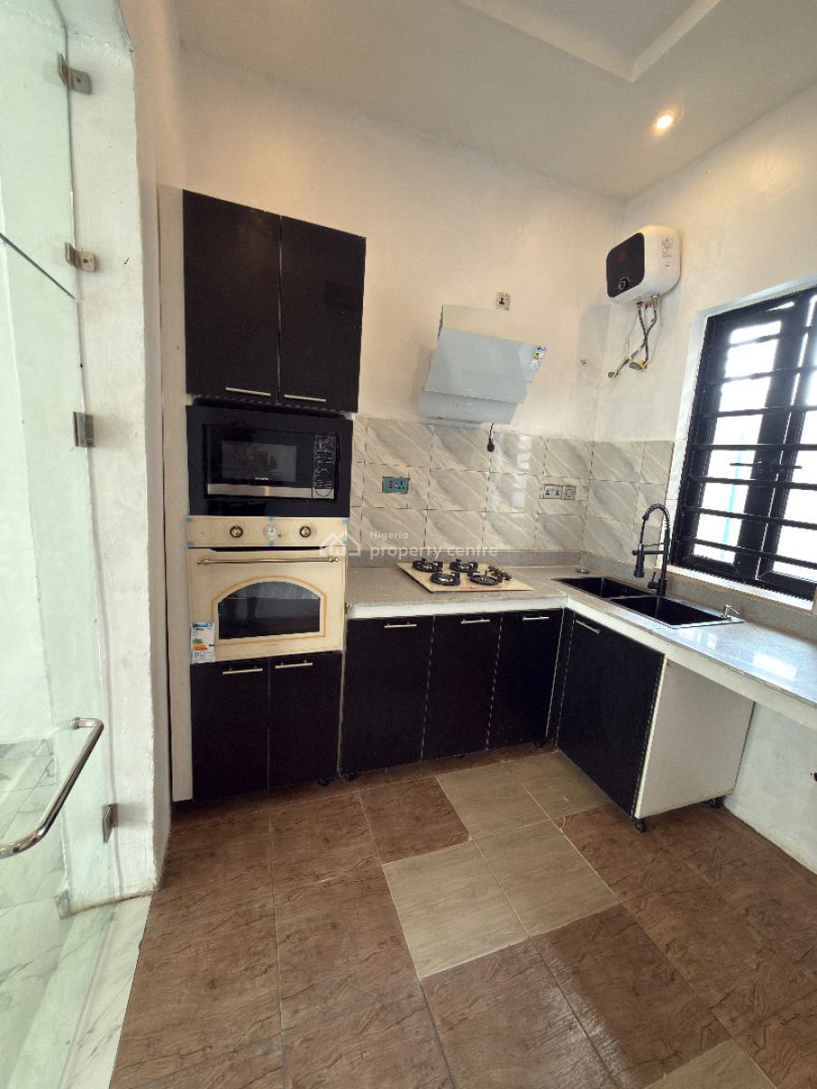 Exquisite 2 Bedroom Terrace Duplexes with Bq, Bera Estate, Chevron Drive, Lekki, Lagos, Terraced Duplex for Sale