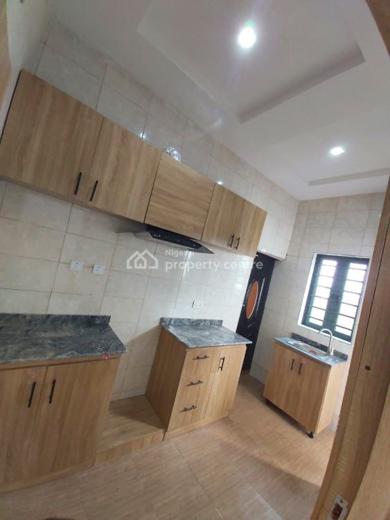Luxury 2 Bedroom Flat, Lekki Phase 2, Lekki, Lagos, Flat / Apartment for Rent