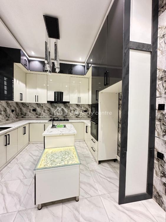 Resplendent in Design and Liveability, Chevron, Lekki Phase 2, Lekki, Lagos, Detached Duplex for Sale