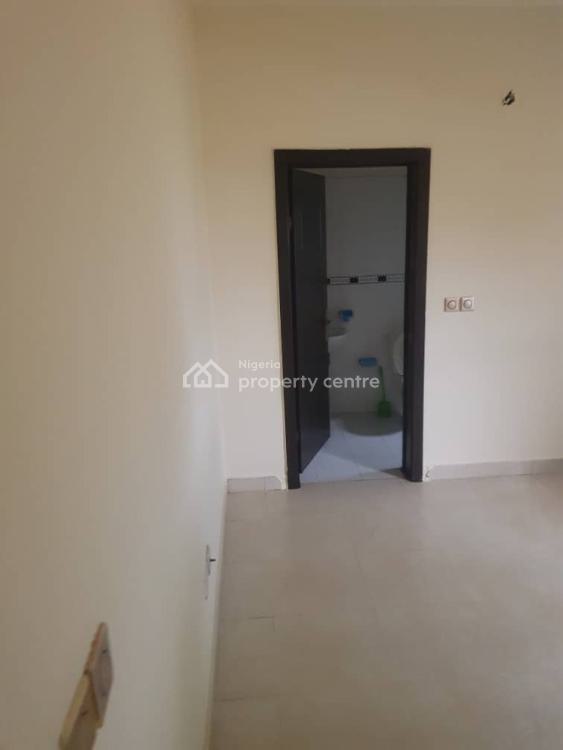 For Rent 3 Bedroom Flat, Royal Garden Estate, Ajah, Lagos 3 Beds, 3