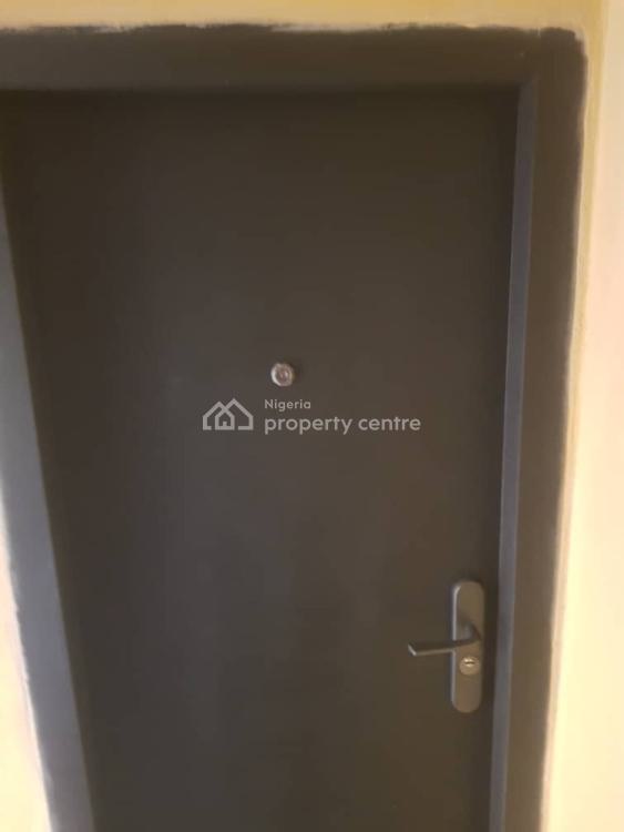 For Rent 3 Bedroom Flat, Royal Garden Estate, Ajah, Lagos 3 Beds, 3