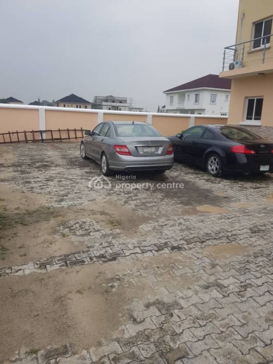 For Rent 3 Bedroom Flat, Royal Garden Estate, Ajah, Lagos 3 Beds, 3