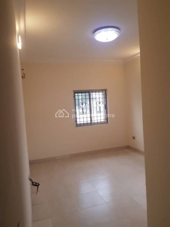 For Rent 3 Bedroom Flat, Royal Garden Estate, Ajah, Lagos 3 Beds, 3