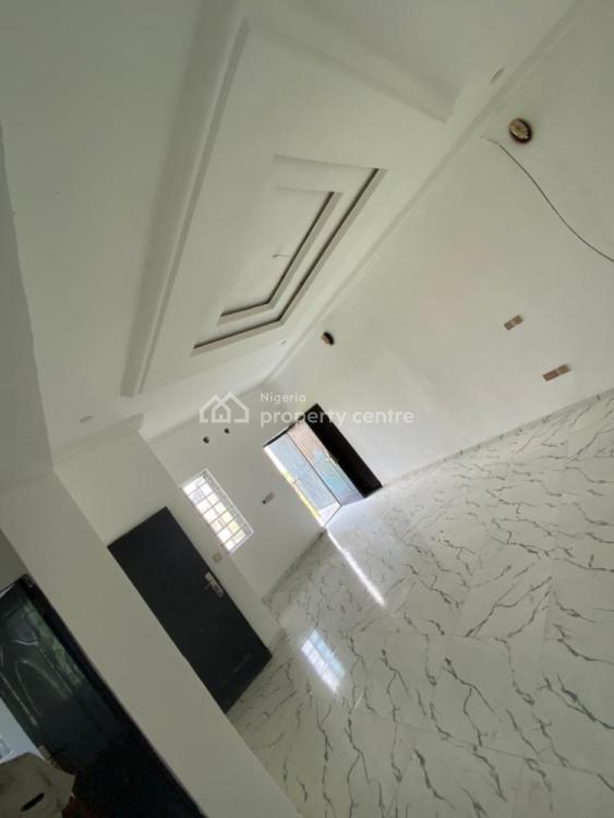 Standard 2 Bedroom Flat Available, Lekki Phase 2, Lekki, Lagos, Flat / Apartment for Rent