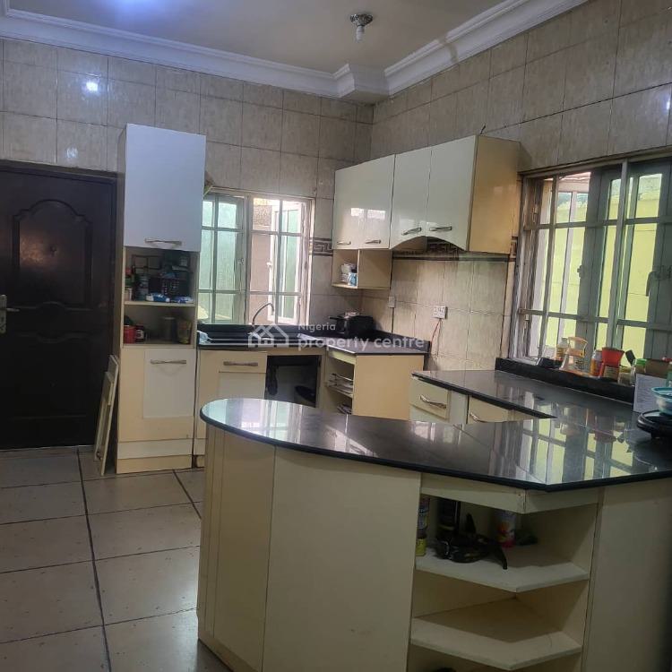 For Rent 4 Bedroom Wing Of Duplex, Brooks, Magodo, Lagos 4 Beds