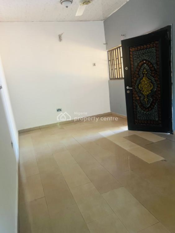 For Rent 1 Bedroom Apartment With Excellent Facilities, 351 Feyikemi
