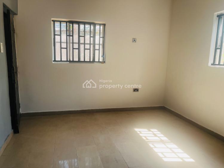 For Rent 1 Bedroom Apartment With Excellent Facilities, 351 Feyikemi