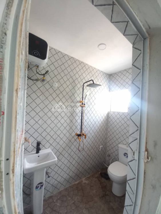 Luxury 2 Bedroom Flat, Shangisha, Gra Phase 2, Magodo, Lagos, Flat / Apartment for Rent