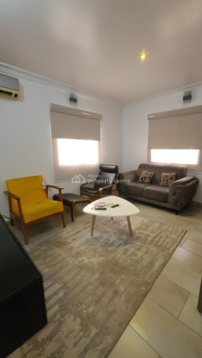 Nice 1 Bedroom with Swimming Pool & Golf, Ikeja Gra, Ikeja, Lagos, Mini Flat (room and Parlour) Short Let