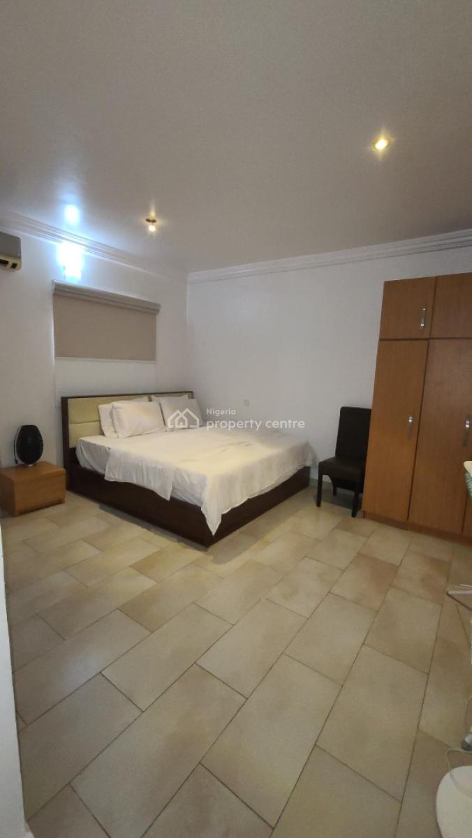 Nice 1 Bedroom with Swimming Pool & Golf, Ikeja Gra, Ikeja, Lagos, Mini Flat (room and Parlour) Short Let