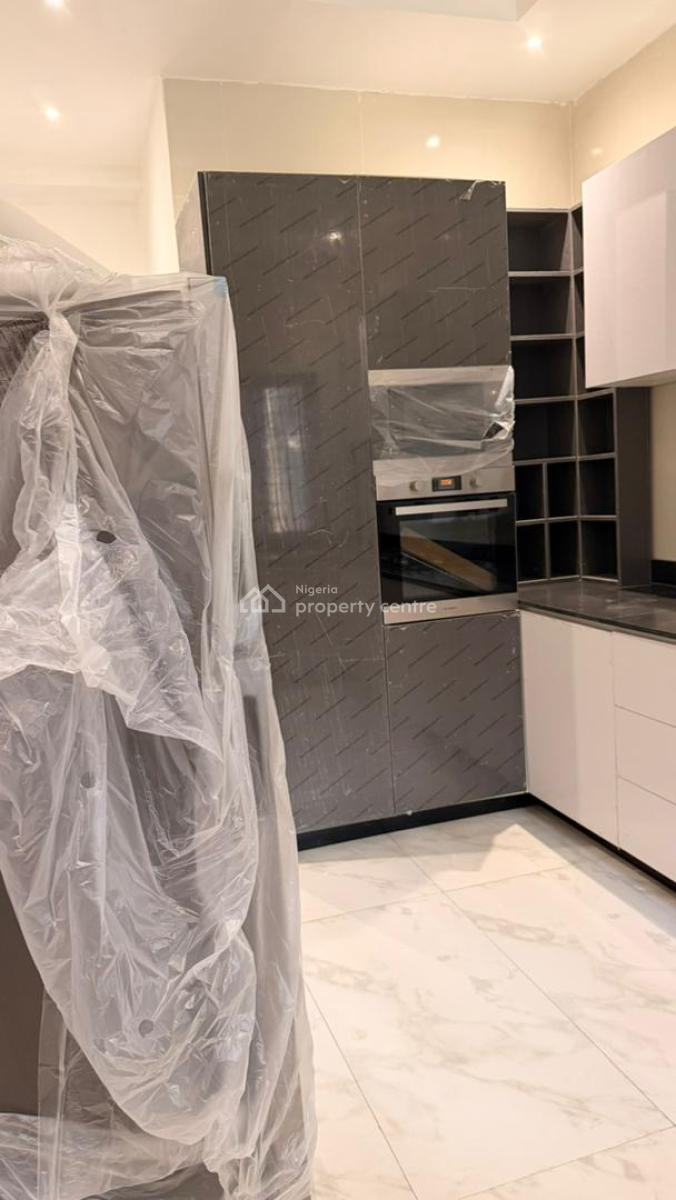 4 Bedrooms Terraced Duplex with 2 Living Rooms with Bq, Guzape District, Abuja, Terraced Duplex for Sale