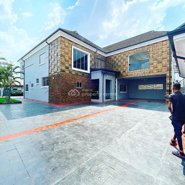 For Sale Executive Smart 5 Bedroom Duplex With Lounge, Bq & Green Bay